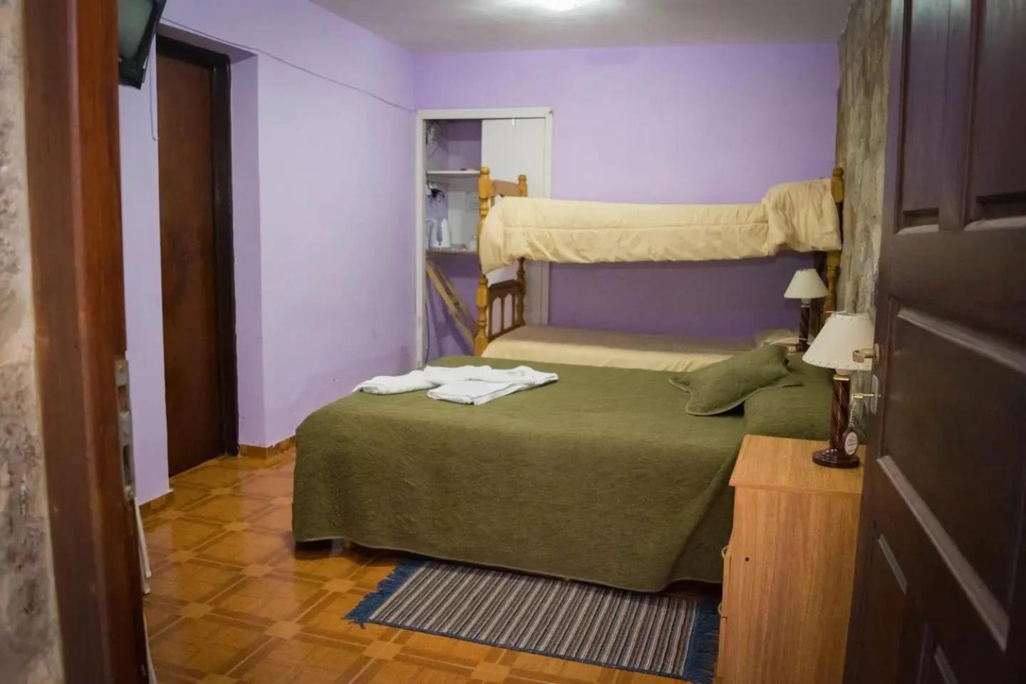Hostal "El Tomolasta" La Carolina Eksteriør billede
